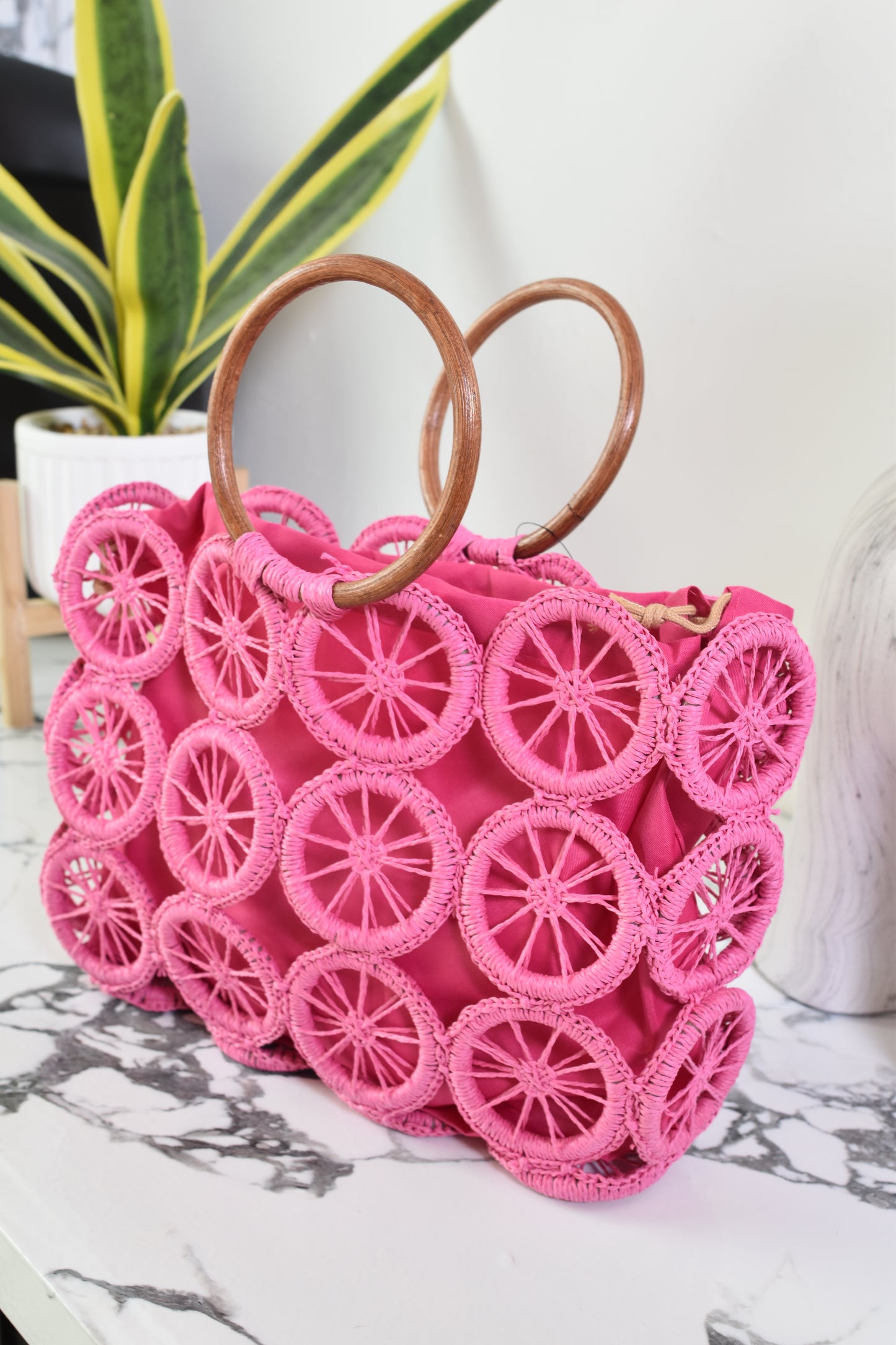 Monotone Crochet Handbag